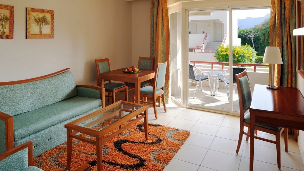 الفندق منتجع خليج نعمة بروميناد بيتش - شرم الشيخ